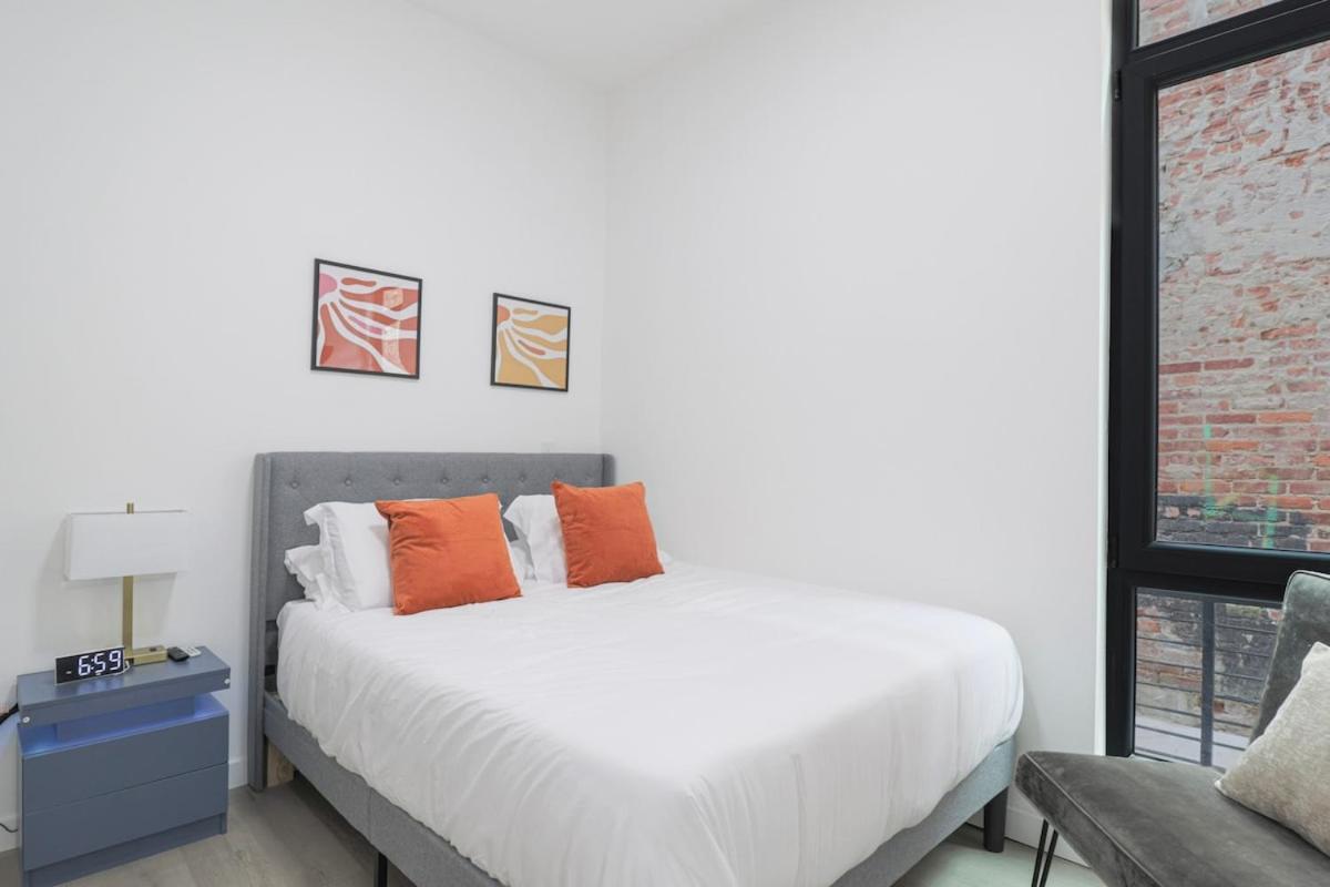Apartment Unit 6 With Queen Sofa Bed In The Heart Of Dc Washington