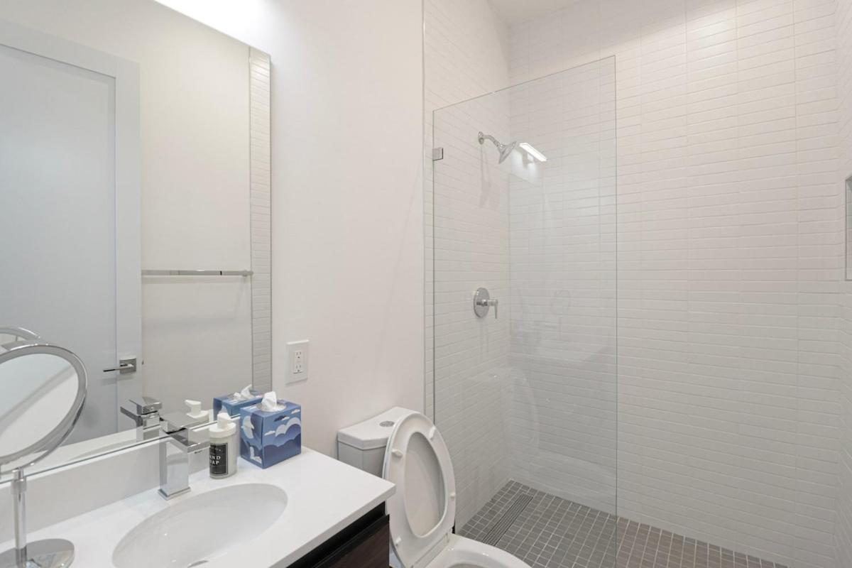 Apartment Unit 6 With Queen Sofa Bed In The Heart Of Dc Washington