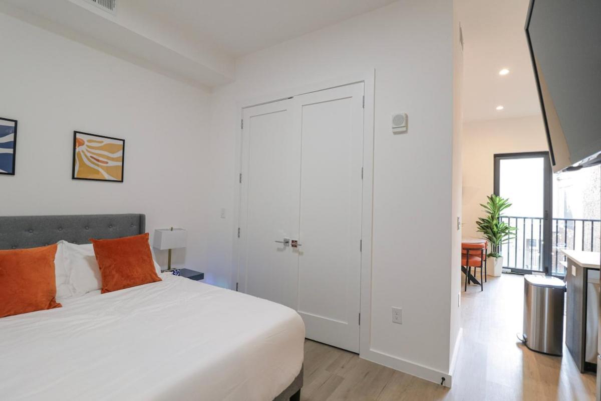 Unit 6 With Queen Sofa Bed In The Heart Of Dc Washington